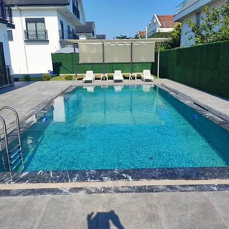 Sebus Villa